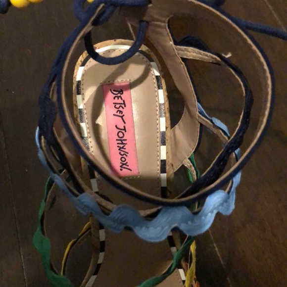 Betsy Johnson heels - Picture 3 of 5